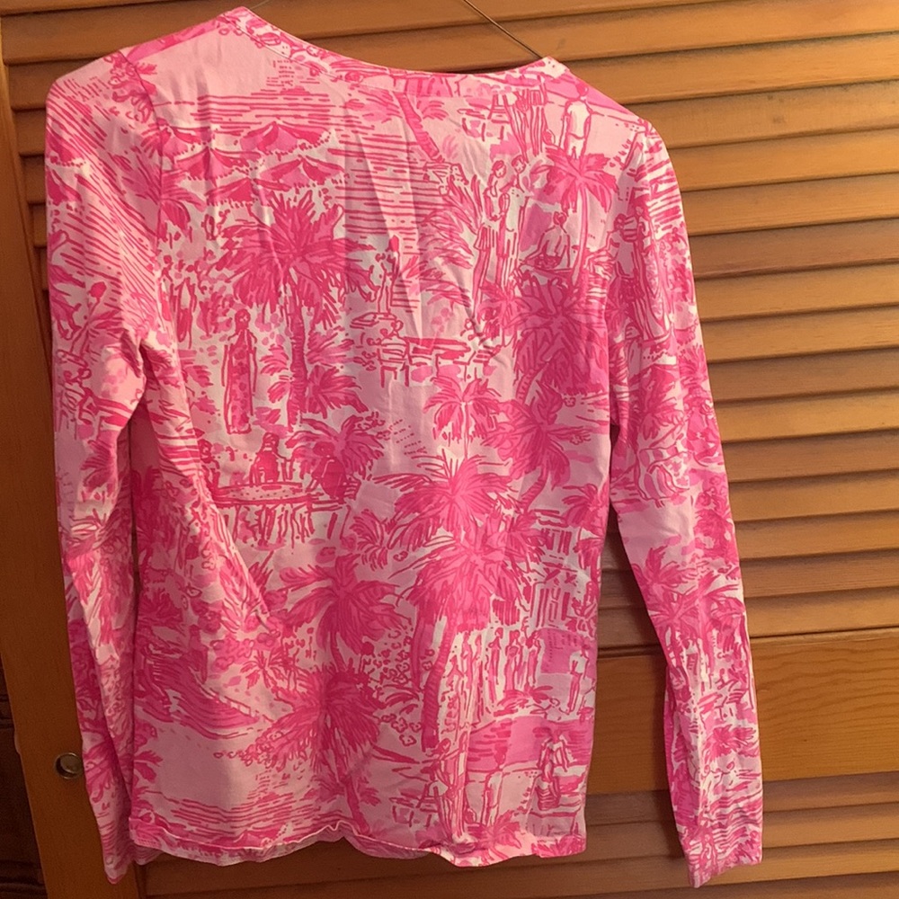Pink & White Lily Pulitzer Women’s Small Long Sleeve - Picture 4 of 4
